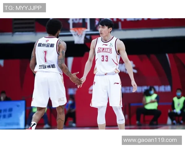 CBA半决赛第三场精彩对决广东队迎战北京队争夺决赛资格